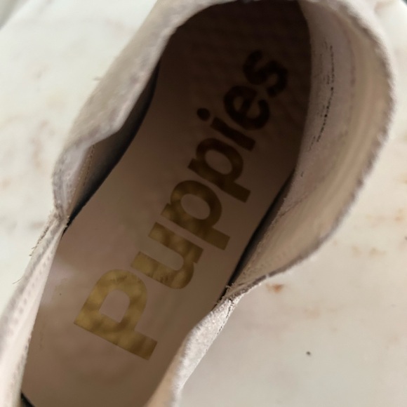 Hush puppy booties toes suede. Size 6, new with box. - Picture 3 of 6